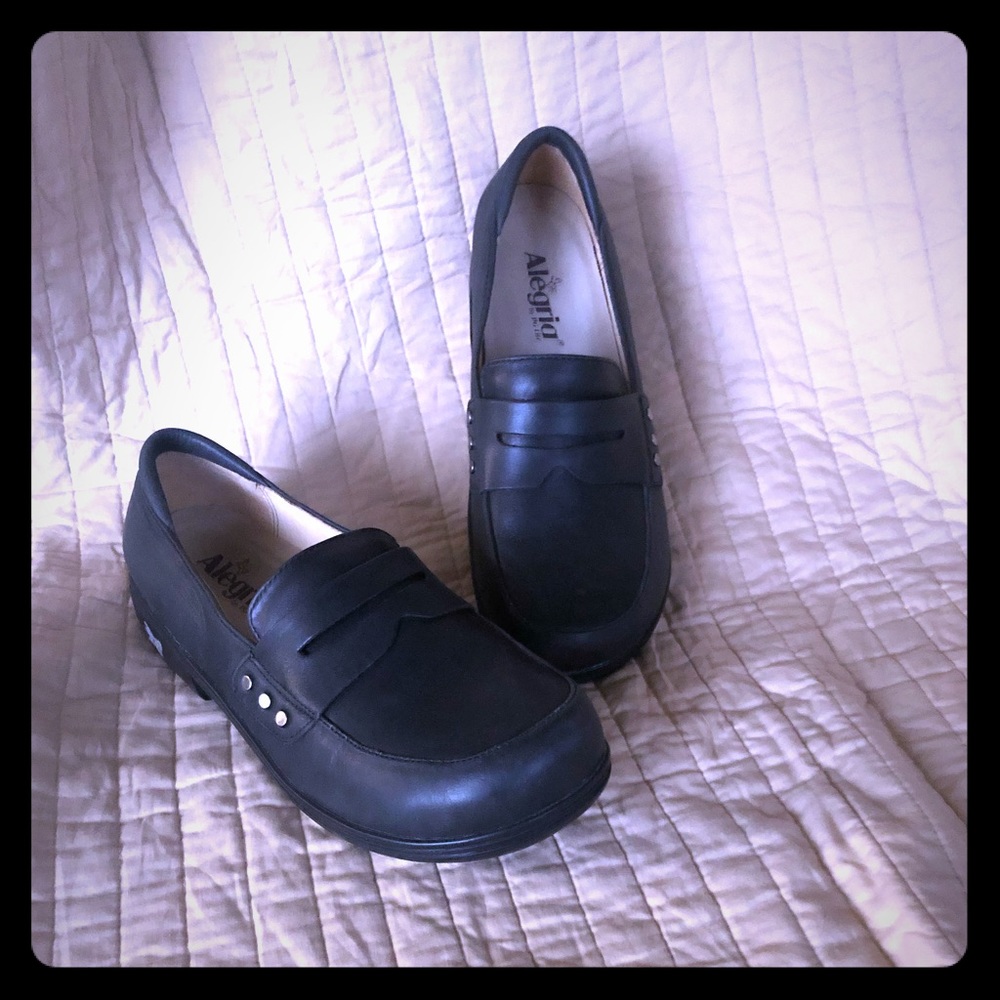 Alegria Taylor size 40 Black loafers